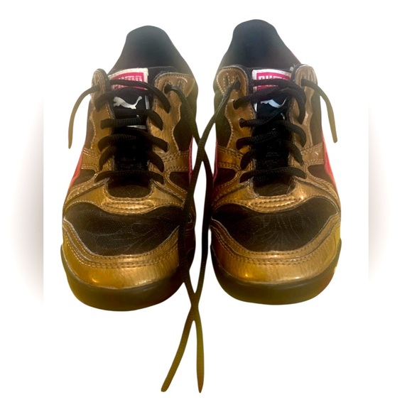 Puma limited edition Pink and Gold  Sneakers with Color Blocking Design - Picture 5 of 9